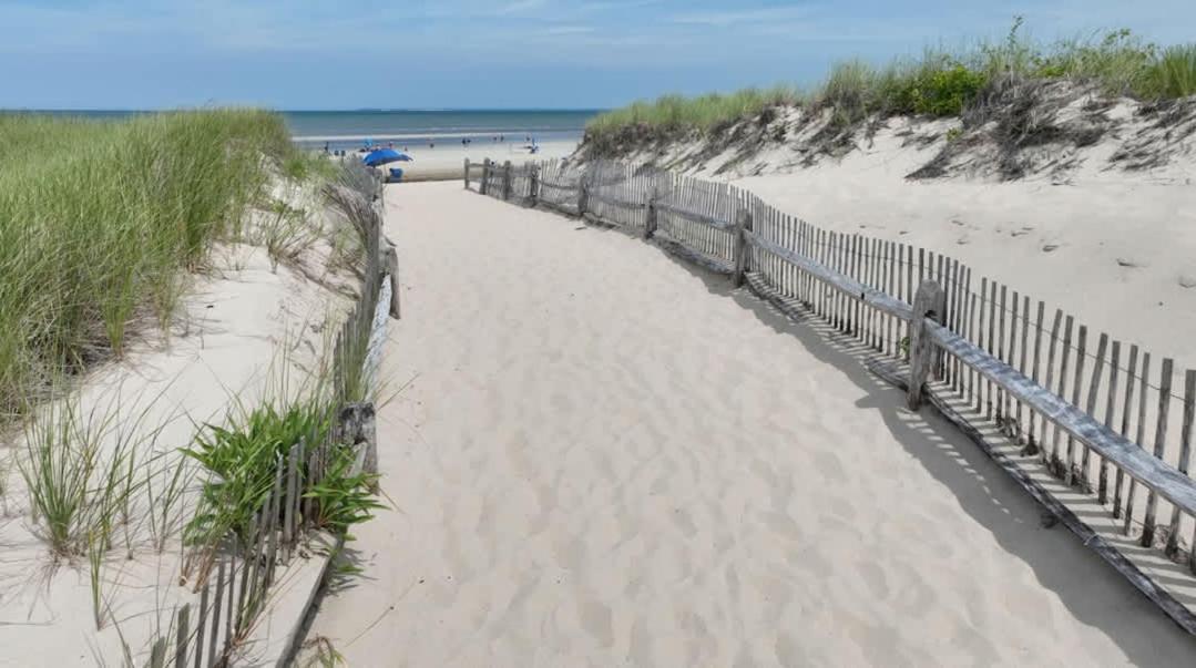 Walk To Beach Secluded And Private Home And Backyard Brewster Εξωτερικό φωτογραφία